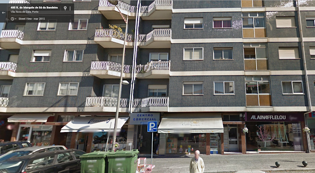 Centro Comercial, R. do Marquês de Sá da Bandeira 479 1o piso, loja 27, 4400-217 Vila Nova de Gaia, Portugal