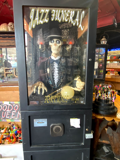 Italian Grocery Store «Central Grocery and Deli», reviews and photos, 923 Decatur St, New Orleans, LA 70116, USA