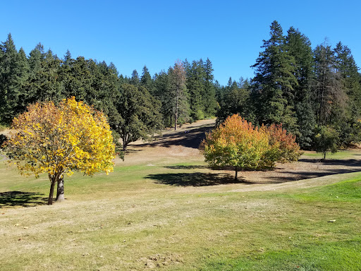 Golf Course «Laurelwood Golf Course», reviews and photos, 2700 Columbia St, Eugene, OR 97403, USA