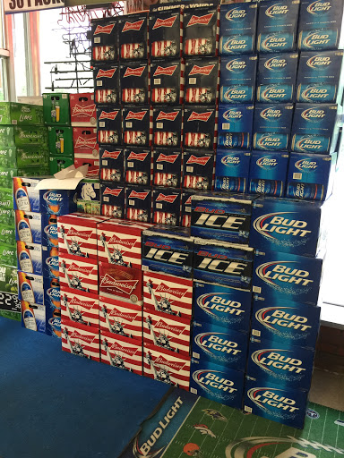 Liquor Store «Warren County Liquors LLC», reviews and photos, 260 W Washington Ave, Washington, NJ 07882, USA