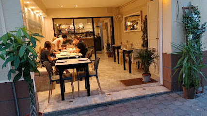 Salvana restaurant - Carrer de Miquel Borotau, num 5, 08340 Vilassar de Mar, Barcelona, Spain