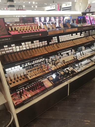 Cosmetics Store «SEPHORA», reviews and photos, 99 Rockingham Park Blvd, Salem, NH 03079, USA