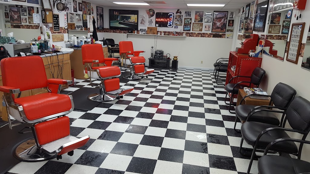 Toms Barber Shop 30512