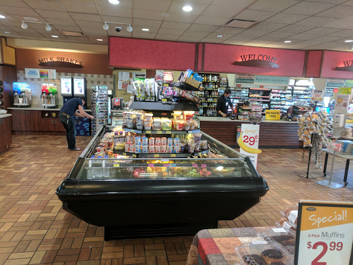 Convenience Store «Kwik Trip #633», reviews and photos, 2715 Golf Rd, Eau Claire, WI 54701, USA