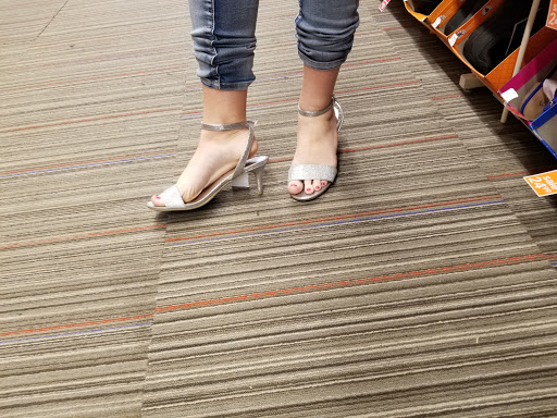 Shoe Store «Payless ShoeSource», reviews and photos, 608 Centerview Blvd, Kissimmee, FL 34741, USA