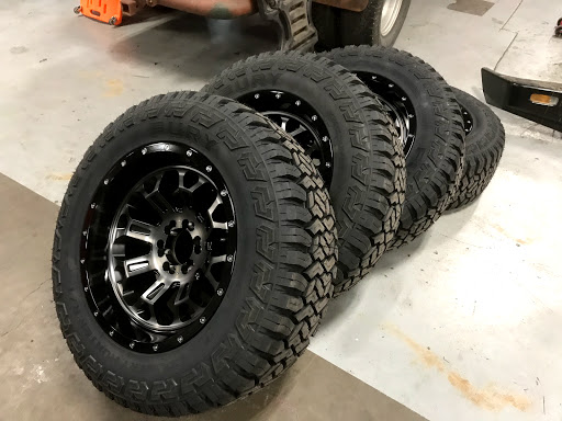 Used Car Dealer «Lone Star Car & Truck», reviews and photos, 1912 Old Denton Rd, Carrollton, TX 75006, USA