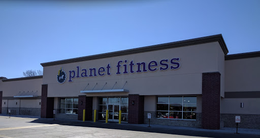 Gym «Planet Fitness», reviews and photos, 2415 NE Vivion Rd, Kansas City, MO 64118, USA