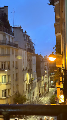 Lá cantoneira montmartre à Paris