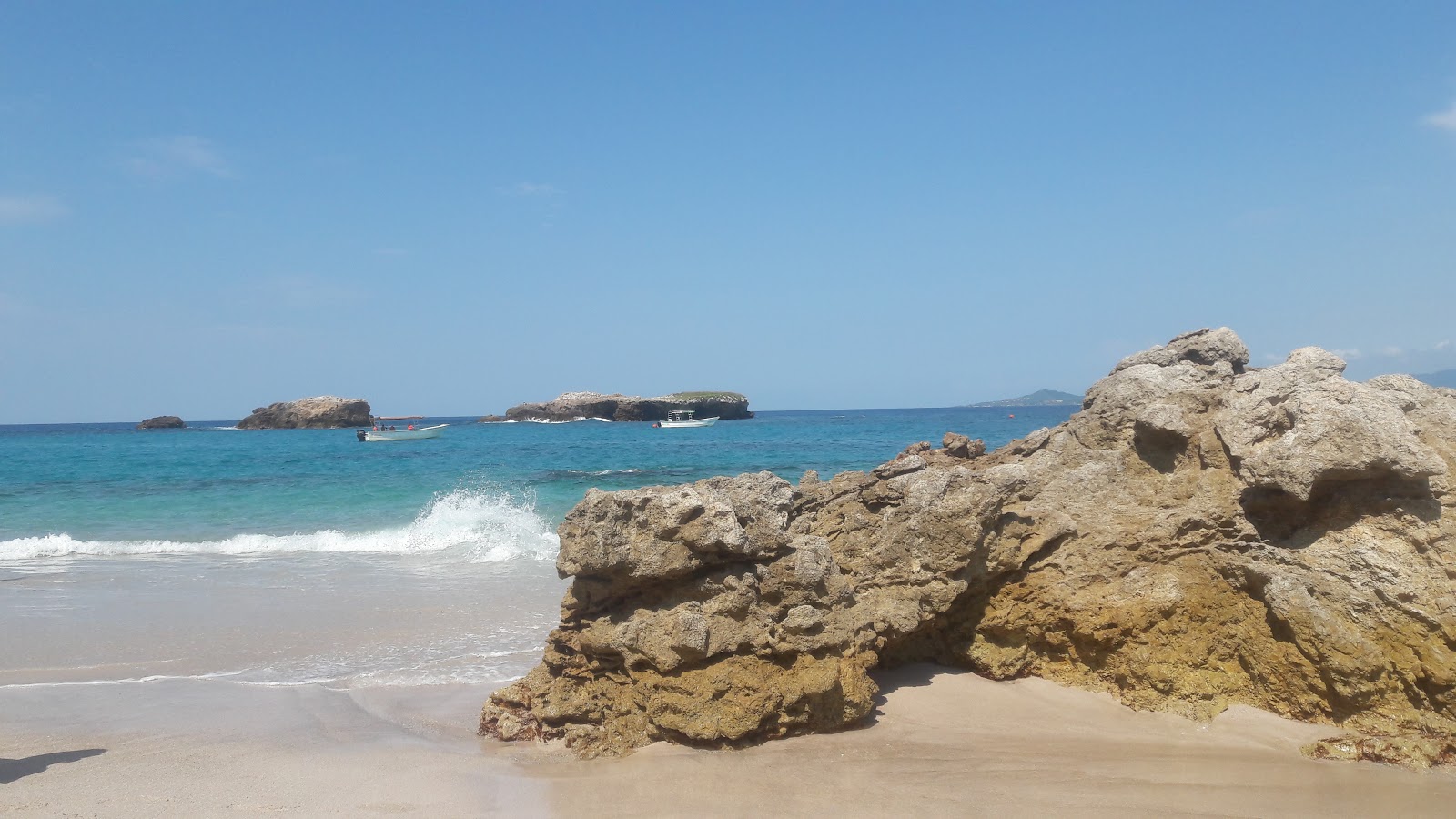 Playa la nopalera beach photo #8