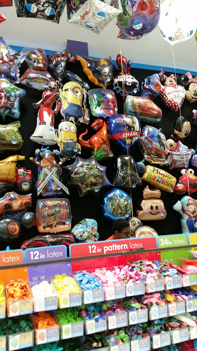 Shopping Mall «Five Towns Shopping Center», reviews and photos, 253-01 Rockaway Blvd, Rosedale, NY 11422, USA