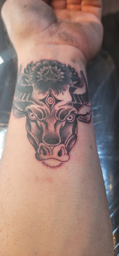 Explore irish cross tattoo ideas, creative tattoo ideas in Oakland Gardens, available at Art House Collective