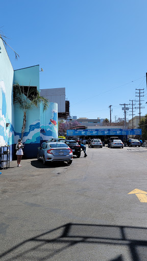Car Wash «Bluewave Car Wash», reviews and photos, 10854 Santa Monica Blvd, Los Angeles, CA 90025, USA