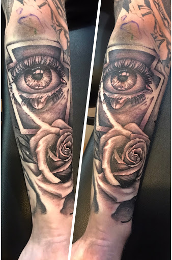 Explore twin tattoos ideas, creative tattoo ideas in Sunbury, available at Absinthe Tattoo