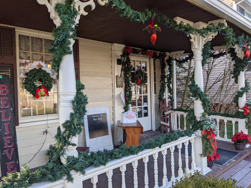 Gift Shop «Coffee Colony», reviews and photos, 113 N Huntington St, Medina, OH 44256, USA