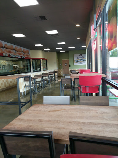 Bakery «Krispy Kreme Doughnuts», reviews and photos, 2146 Leghorn St, Mountain View, CA 94043, USA