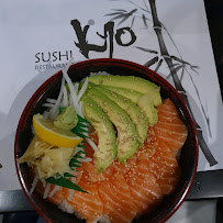 Plats et boissons du Restaurant japonais Sushi Kyo à Courbevoie - n°4