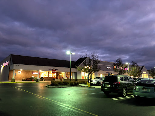 Grocery Store «Stop & Shop», reviews and photos, 24 Summerfield Blvd, Dayton, NJ 08810, USA