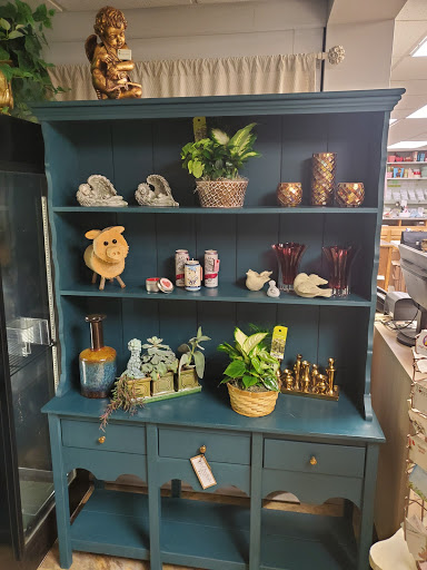 Florist «Up-Towne Flowers & Gift Shoppe», reviews and photos, 2145 W Dublin Granville Rd, Worthington, OH 43085, USA