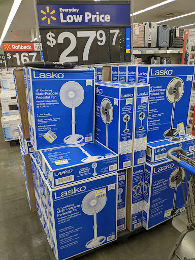 Department Store «Walmart Supercenter», reviews and photos, 8301 N Church Rd, Kansas City, MO 64158, USA