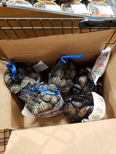 Supermarket «Wegmans», reviews and photos, 4960 Transit Rd, Depew, NY 14043, USA