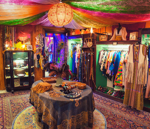 Vintage Clothing Store «Bygones Vintage Clothing», reviews and photos, 2916 W Cary St, Richmond, VA 23221, USA