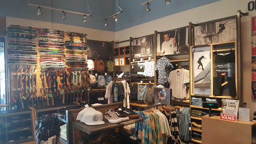 Shoe Store «Vans», reviews and photos, 9736 W Northern Ave, Peoria, AZ 85345, USA