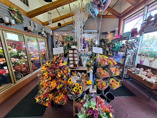 Florist «Dynamic Flowers of Royal Oak», reviews and photos, 3221 N Main St, Royal Oak, MI 48073, USA