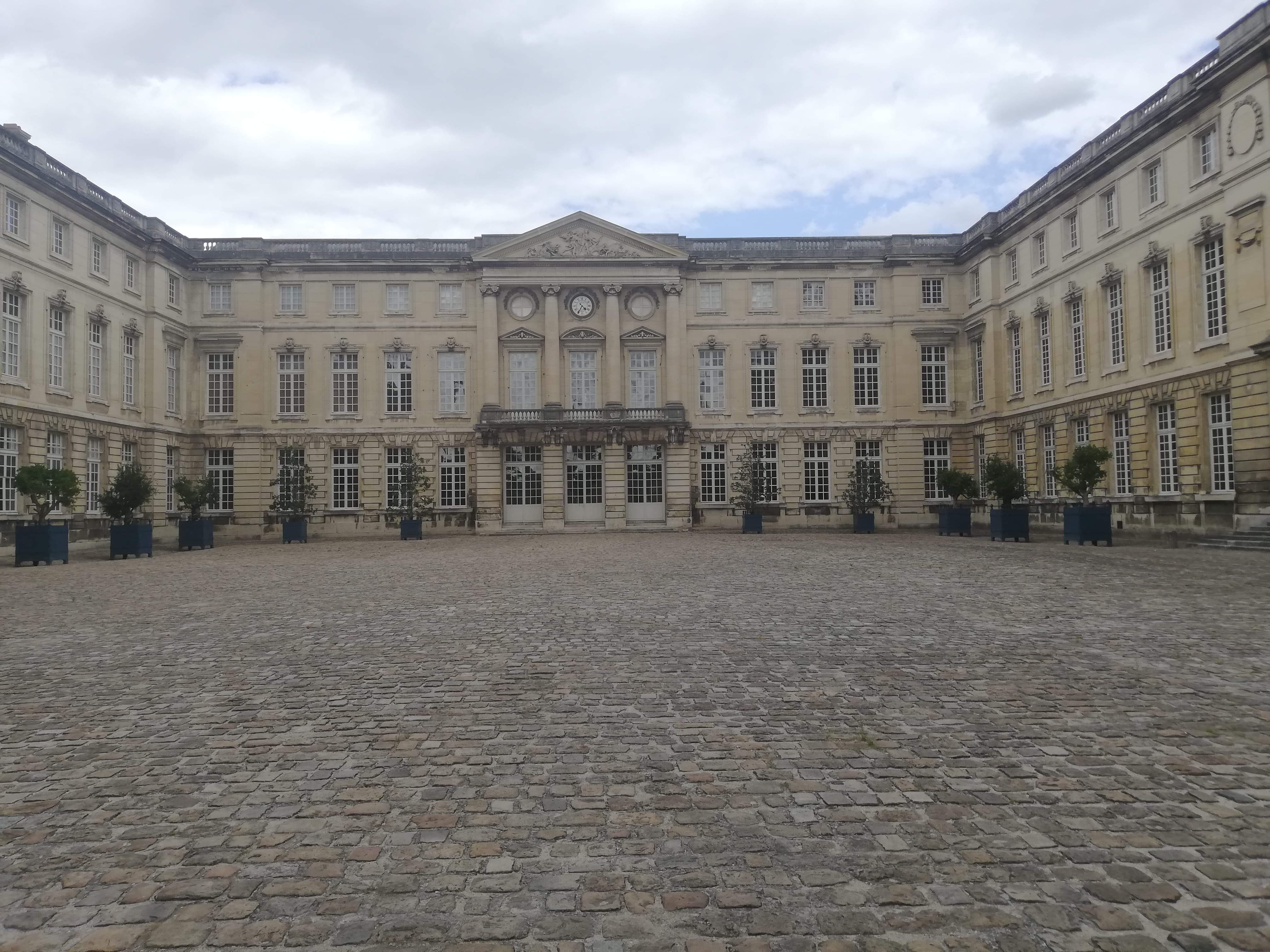 Photo n° 13 de l'avis de Ariane.. fait le 26/10/2019 à 18:33