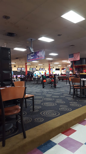 Bowling Alley «AMF Plainview Lanes», reviews and photos, 500 Old Bethpage Rd, Plainview, NY 11803, USA