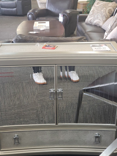 Used Furniture Store «CORT Clearance Center», reviews and photos, 8155 Kempwood Dr, Houston, TX 77055, USA