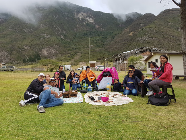 Centro de Camping Pululahua - Quito