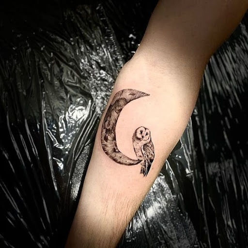 Explore upper arm tattoo ideas, creative tattoo ideas in Miami, available at Tatt Em Up Tattoos & Piercings