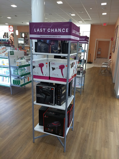 Hair Salon «Ulta Beauty», reviews and photos, 2161 S Telegraph Rd, Bloomfield Hills, MI 48302, USA