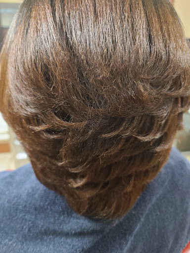 Beauty Salon «Apol Beauty Salon & Dominican Hair», reviews and photos, 602 SW Bayshore Blvd, Port St Lucie, FL 34983, USA