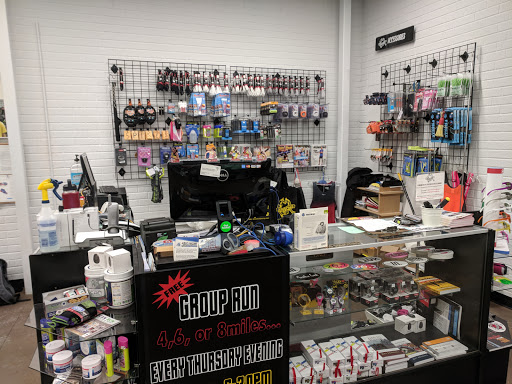 Shoe Store «Hansons Running Shop», reviews and photos, 3407 S Rochester Rd, Royal Oak, MI 48073, USA