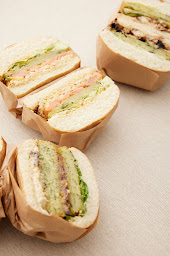 Photo n°4 de Lapapa à Neuilly-sur-Seine ()