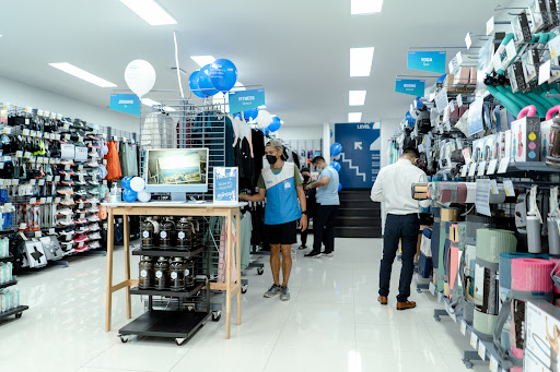 Decathlon Silom - Click and Collect ดีแคทลอน สีลม คลิกแอนด์คอลเลคท์