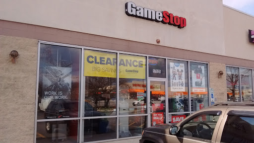 GameStop, 17925 Halsted St, Homewood, IL 60430, USA, 