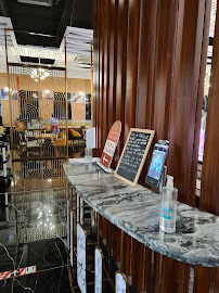 Atmosphère du Restaurant asiatique Restaurant Asian House Family Plaza 珊瑚酒楼 à Les Abymes - n°13