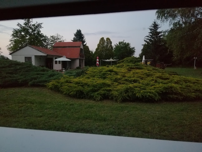 Nyitvatartás: Turul Tanya Mórahalom