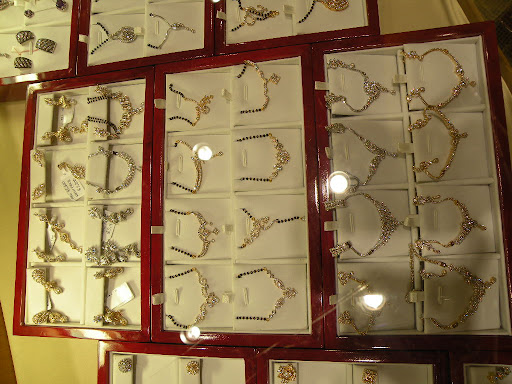 Jeweler «May Jewelers», reviews and photos, 8032 Leesburg Pike, Vienna, VA 22182, USA