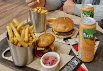 Plats et boissons du Restaurant Khaan Burger & Poke à Bègles - n°16