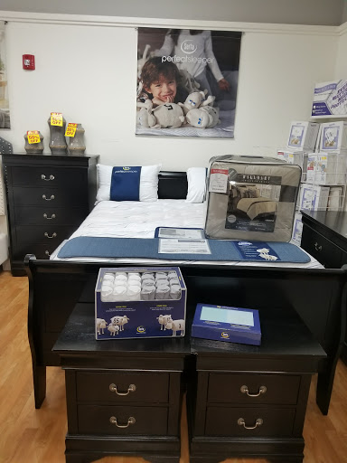 Furniture Store «Badcock Home Furniture & More», reviews and photos, 4423 Cherry Rd, West Palm Beach, FL 33409, USA