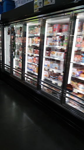 Grocery Store «The Fresh Grocer of Progress Plaza», reviews and photos, 1501 N Broad St, Philadelphia, PA 19122, USA