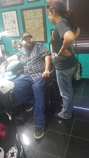 Tattoo Shop «Ocala Tattoo Inc», reviews and photos, 1905 SW College Rd #1, Ocala, FL 34471, USA