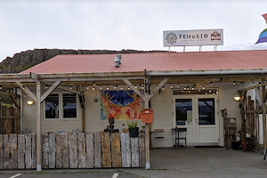 Tehúsið - Café, Bar, Guesthouse & Hostel image