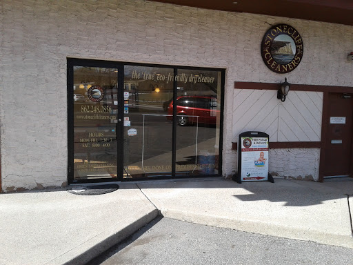 Dry Cleaner «STONE CLIFF CLEANERS», reviews and photos, 879 Black Oak Ridge Rd, Wayne, NJ 07470, USA