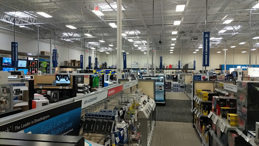 Electronics Store «Best Buy», reviews and photos, 1000 Cranberry Square Dr, Cranberry Twp, PA 16066, USA