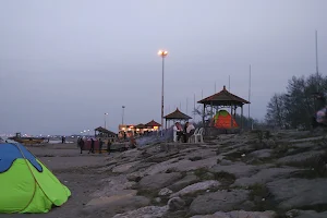 Radio Darya Beach image