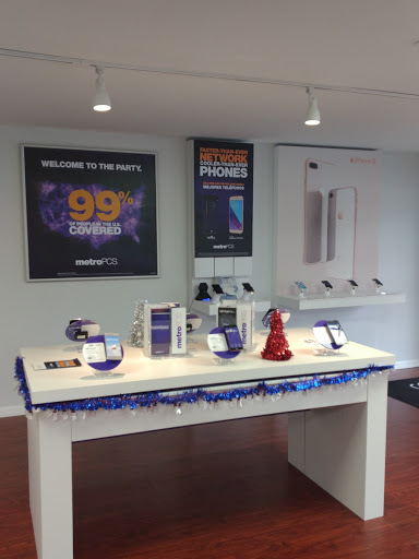 Cell Phone Store «MetroPCS Authorized Dealer», reviews and photos, 4702 Carlisle Pike #28, Mechanicsburg, PA 17050, USA